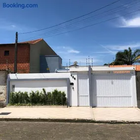 Casa em Peruíbe, Piscina, Hidro, Ar condicionado, Churrasqueira - Image 2