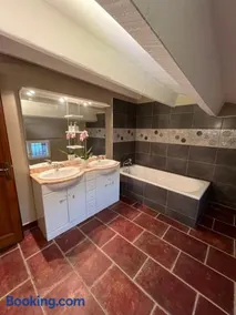 Le Mas du Platane - logement deux chambres en Provence - Image 1