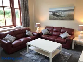The Station Apartment - Image 3