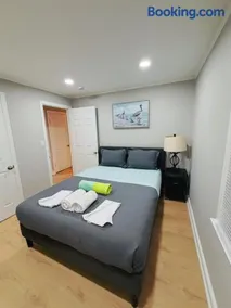 Renovated Beachside Retreat - Image 4