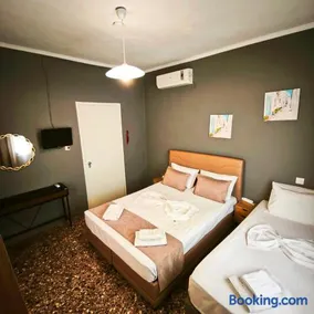 Sivi's Vacation Homes - Image 2