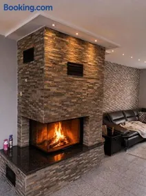 Villa prestige, jardin privé, parkings sécurisés, jacuzzi en option - Image 3