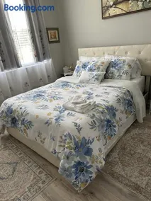 Quiet room in a family home - Image 1