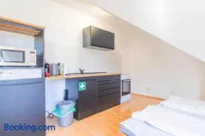 ideal für Familien und Monteure, Zentral, gemütlich, mit Fernseher - Image 4