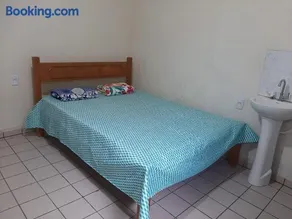 Casa familiar perto da CEAGA - Image 3