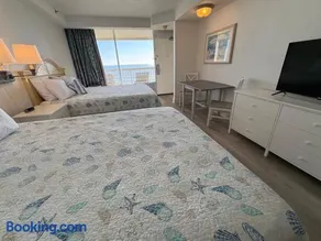 Cozy Studio with Direct Ocean View - Image 2