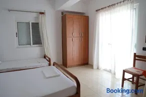 Dhrami Rooms - Image 4