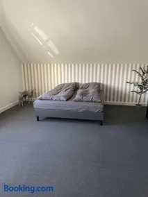 Large 1st floor apartment - Image 5