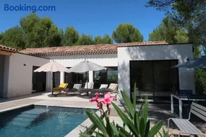Villa design Mazanel, piscine, vue Mont Ventoux et plaine, climatisation - Image 1