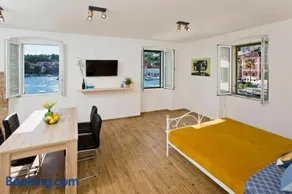 Hvar sea view apartment - Image 1