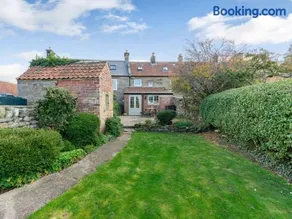 2 Bed in Whitby oc-g0055 - Image 1