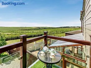 2 Bed in Penzance oc-41427 - Image 2