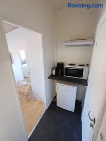 Double room 6 with Free Parking - Image 5