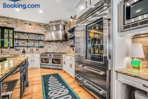 Luxury Mountain Mansion, 7BR, 8 king beds, 10000sf, Views, Pool, Sport Court, Gym, Sauna, Petting Zoo - Image 2