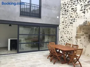 Maison de bourg avec cour privée - Image 4