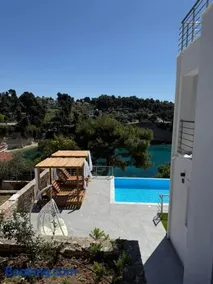 D & A Land luxury house - Image 1