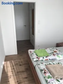 Moderne Wohnung mit Bergsicht - Image 3