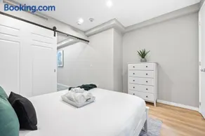 SWJ G - Save on 2Day or more Stays 25min to Times Sq - Image 1