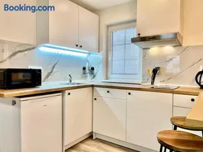 Hurby Apartments - Image 3