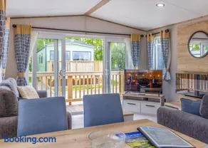 Burtree Lakes Holiday Park - Image 3