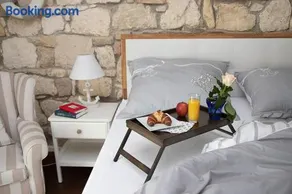 Captain's Suite - Image 4