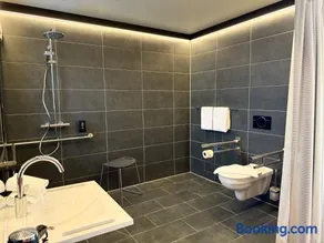 LAU Hotel by WMM Hotels - Image 5