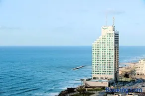 Blue in the sea - Image 1