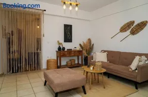 Memories house - Image 1