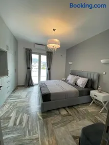 Zandre Luxury Suites - Image 3