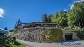 Residence Panorama - Image 4