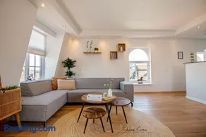 ApartHotel Trendy by Urban Home Stay - Image 4