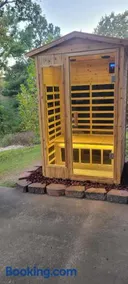 LI Airbnb - NWA mt bike, hike, and golf retreat - Image 2