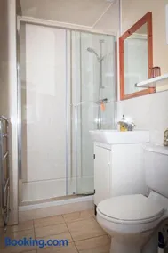 Lowerbourne House Studio - Image 4