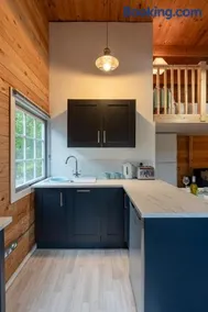 Walliswood Lodge - Wood Burner, Air Con & Wi-fi, Rural Retreat - Image 3