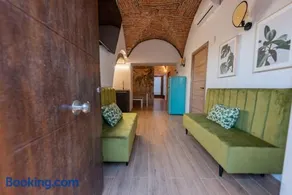 Galarza Deluxe Casa XVI-XVII Parking privado Gratis - Image 3