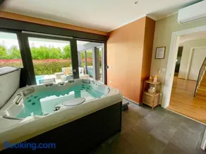 Luxury Villa Hedone with heated pool, welness and playground - Image 5