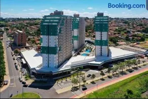 Resort ao lado do Parque Thermas de Olimpia - Image 1