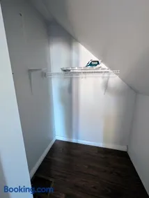 Executive Suite 2 Bedroom Serviced Apartment - Image 3