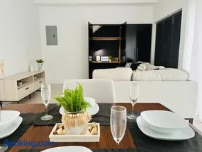 Chic Retreat BB, Bright, Gated 2BR Condo with pool and wifi - Image 4