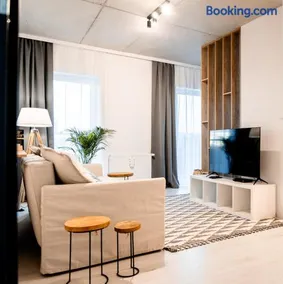 Hop & Lulu Premium Apartments - Image 2
