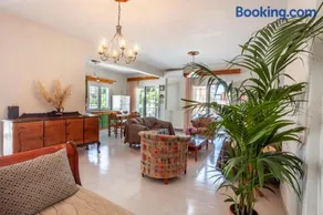 ISTORIA Residences - Image 1