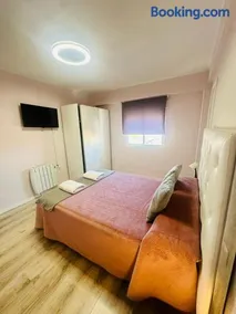 Imperium Apartamentos Centro Parking Gratis - Image 2