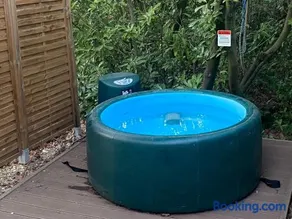 Studio calme proche Paris avec terrasse privative et jacuzzi en option - Image 3