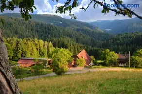 Hansjörgenhof Bioland-Hof - Image 1