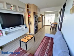 Departamento Moderno en Wanchaq, 2 Habitaciones, Vista y Lavadora y Secadora - Image 2