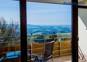 Spettacolare appartamento con giardino, terrazza e piscina | Accetta animali domestici - Image 1