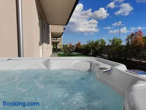 San Giorgio Design Home con Jacuzzi Privata - Image 1
