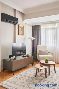 Bagdat Avenue Apartment, Near Kalamis Marina - Image 4