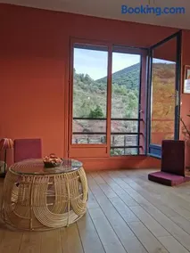 Duplex Orange Oasis - Image 3