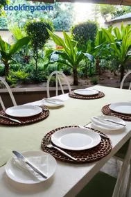The Courtyard Guesthouse - Image 3